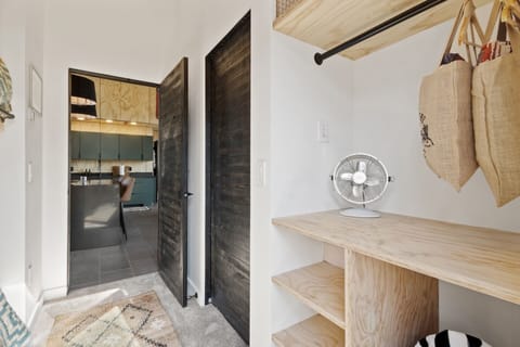 Entryway - come on in!