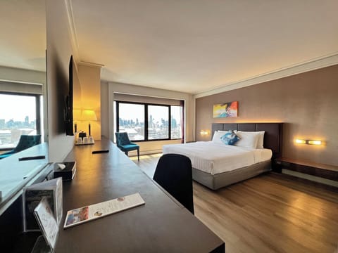 Family Club Suite Room (5 persons) | Minibar, in-room safe, desk, soundproofing