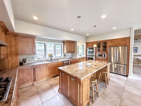Spacious Kitchen with Island