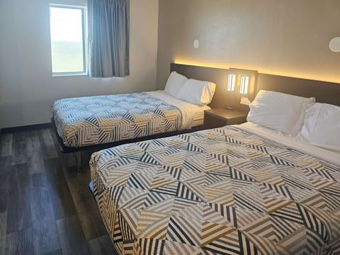 Standard Room, 2 Double Beds, Non Smoking | Free WiFi, bed sheets