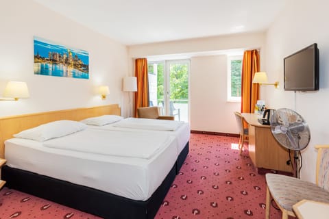 Double Room | Premium bedding, memory foam beds, minibar, in-room safe