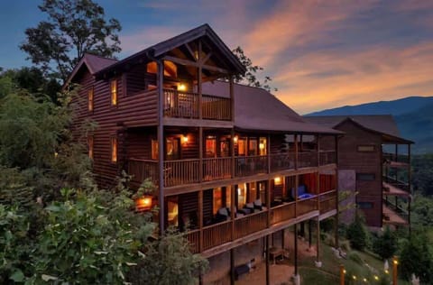A luxury mountain escape designed for relaxation, adventure, and breathtaking views. Your dream mountain escape starts here!