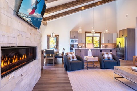 Vaulted ceiling 2 stories high