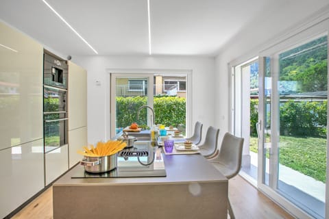 Family Apartment, 2 Bedrooms, 2 Bathrooms (Casa Rudolfo) | Private kitchen | Fridge, microwave, oven, stovetop