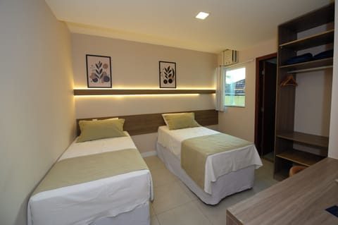 Standard Twin Room | Laptop workspace, free WiFi