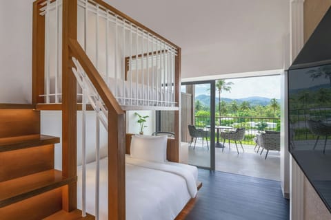 Family Apartment, 2 Bedrooms, Garden View | Premium bedding, iron/ironing board, free cribs/infant beds, free WiFi