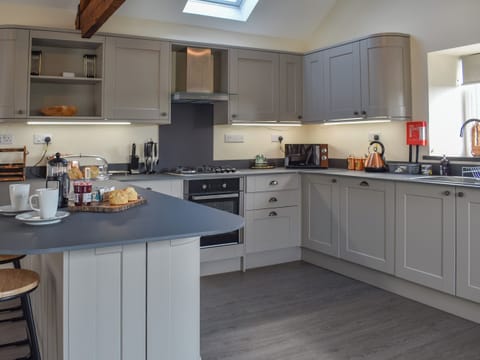 Open plan living space | Meadow View - Lower Larkworthy Farm, Holsworthy