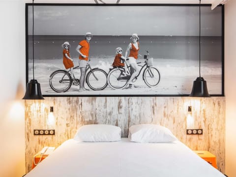 Standard Double Room, 1 Double Bed | Premium bedding, in-room safe, individually decorated