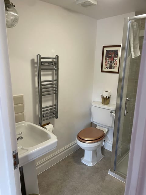 Double or Twin Room, Ensuite | Bathroom