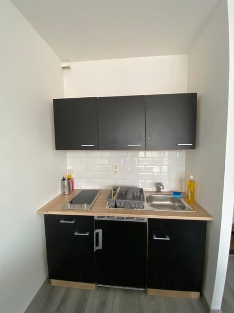 Room, 1 Bedroom, City View | Interior