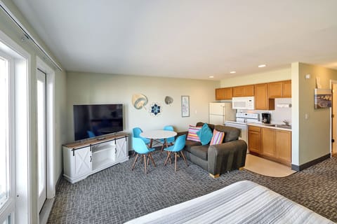 Watch TV or watch the waves