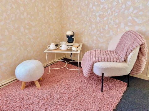 Comfort Double Room | Free WiFi, bed sheets