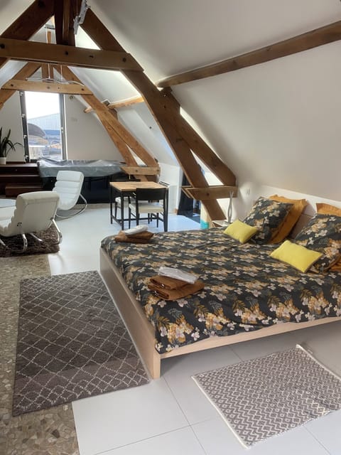 Premium bedding, laptop workspace, bed sheets