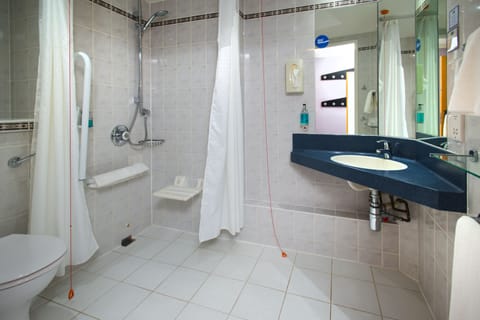 Room, 1 Double Bed, Accessible Bathtub | Bathroom | Shower, free toiletries, hair dryer, towels