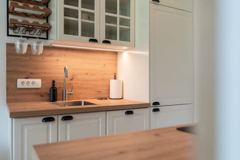 Apartment | 1 bedroom, Internet