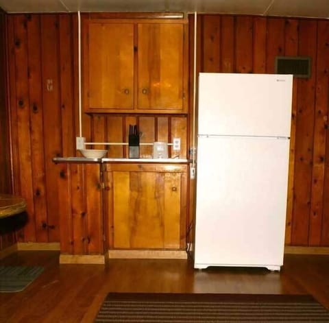 Fridge, stovetop, cookware/dishes/utensils