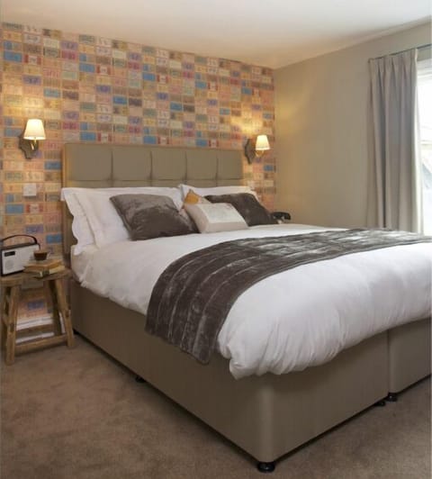 Standard Double Room | Egyptian cotton sheets, individually decorated, individually furnished