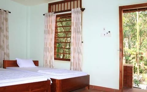 Triple Bungalow | In-room safe, free WiFi