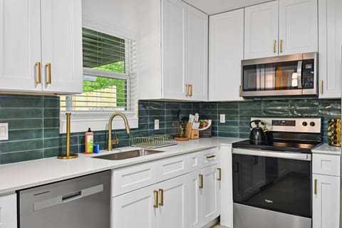 A chef’s kitchen designed for serious cooking and effortless entertaining.