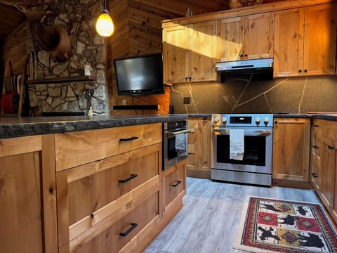 Fully equipped kitchen