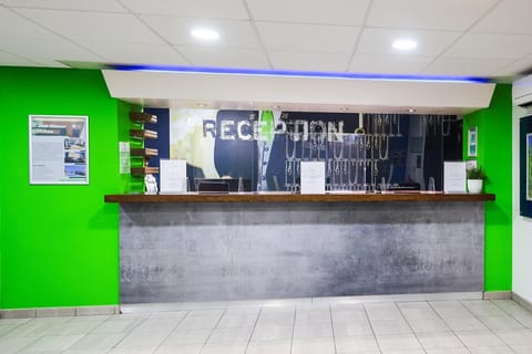 Entrance / Reception