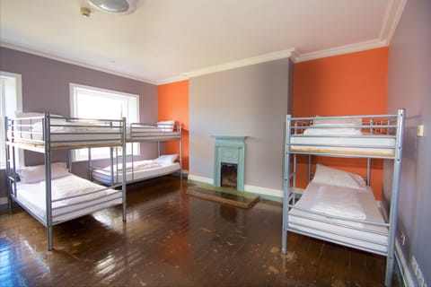 Room (Private Room - 8 Beds) | In-room safe, individually decorated, individually furnished, bed sheets