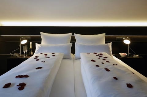 In-room safe, desk, blackout drapes, soundproofing