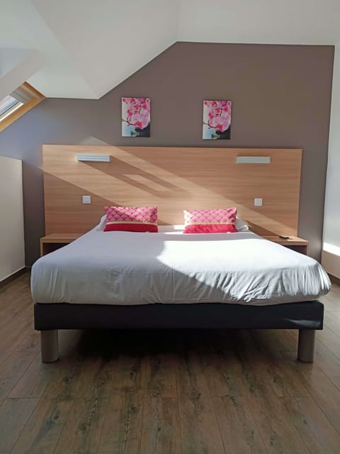 Premium bedding, individually furnished, desk, blackout drapes