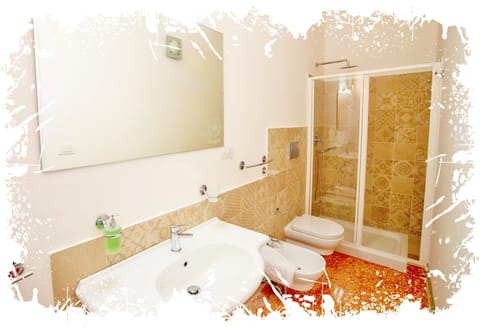 Exclusive Double Room, 1 King Bed, Terrace, City View | Bathroom | Shower, rainfall showerhead, eco-friendly toiletries, hair dryer