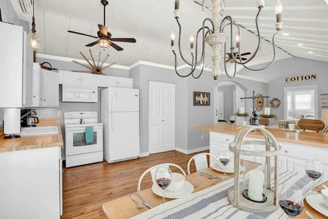 Guest Home Kitchen Area