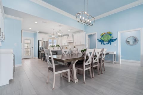 Sandarosa Dining Space