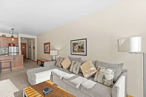 Apartment (2 Bedrooms) | Exterior