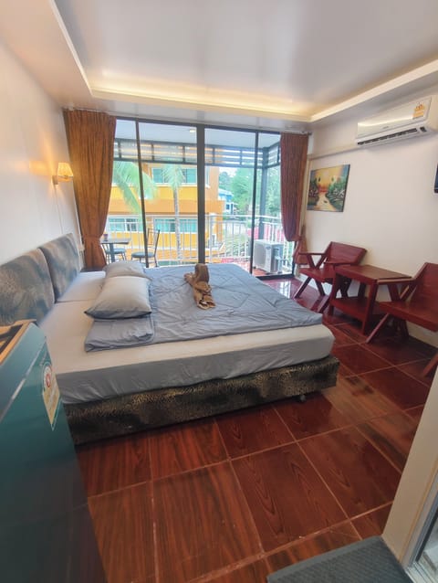 Classic Twin Room, Balcony, Ocean View | In-room safe, blackout drapes, free WiFi, bed sheets