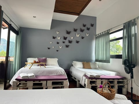 Individually furnished, laptop workspace, free WiFi, bed sheets