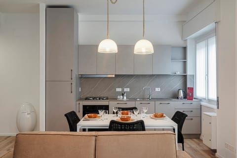 Apartment, 1 Queen Bed with Sofa bed | Private kitchen | Fridge, oven, stovetop, dishwasher