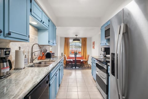 Imagine delicious breakfasts, lively dinners, and endless laughter around this welcoming space.