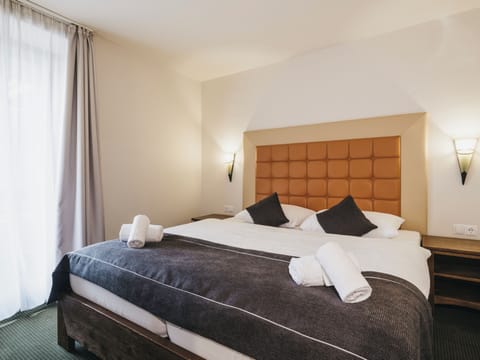 Basic Double Room, 1 Bedroom, Balcony | In-room safe, desk, laptop workspace, free cribs/infant beds