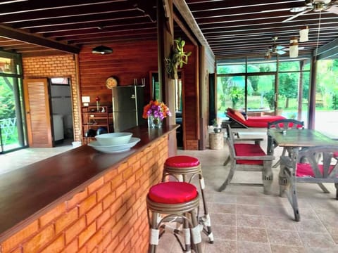 Villa, 4 Bedrooms, Accessible, Smoking | Dining
