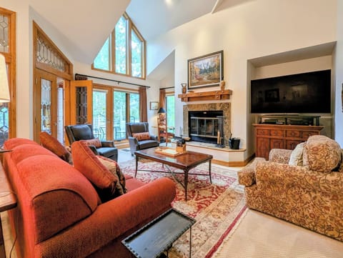 Perfect Ski Vacation Condo at Chateaux D'mont 2702