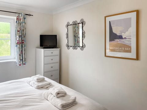 Double bedroom | Apartment 20 Waves, Newquay
