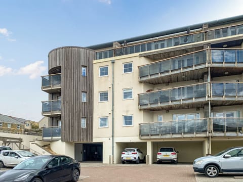 Exterior | Apartment 20 Waves, Newquay