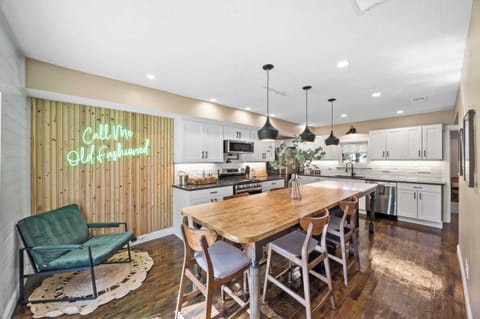 Kitchen: From morning coffee to evening cocktails, this kitchen makes every moment stylish.