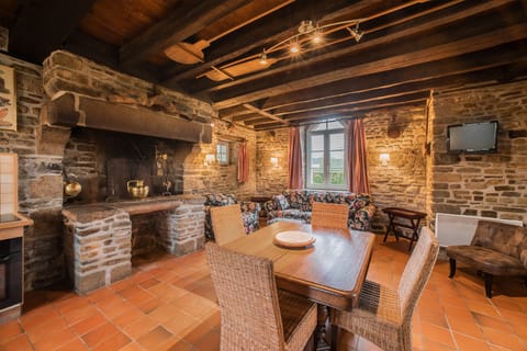 Family House, Park View, Garden Area | Living area