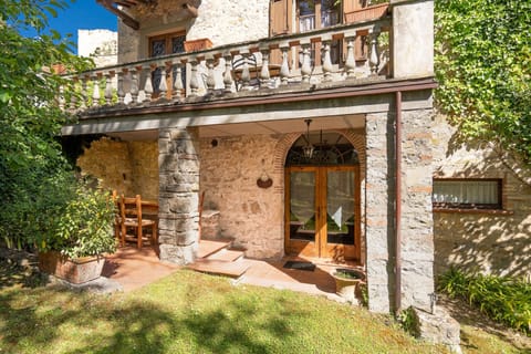 Borgo Suite with private garden | Terrace/patio