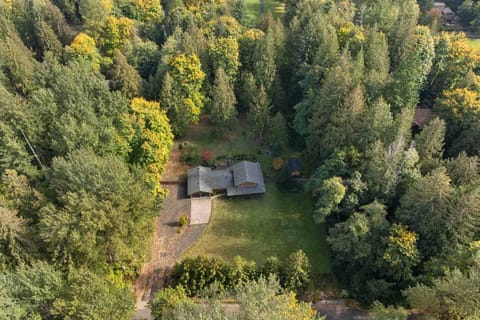 Mountain Morning is nestled in the forests of Mt Hood but is also close to central Mt Hood Village.