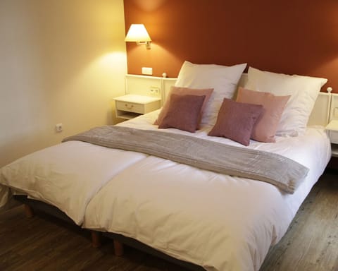 Double Room, Accessible, Ensuite