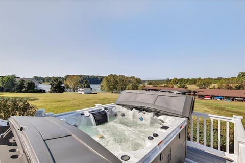 Private hot tub perfect with lake views and for evenings under the stars.
