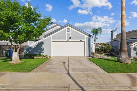 House, 3 Bedrooms | Exterior