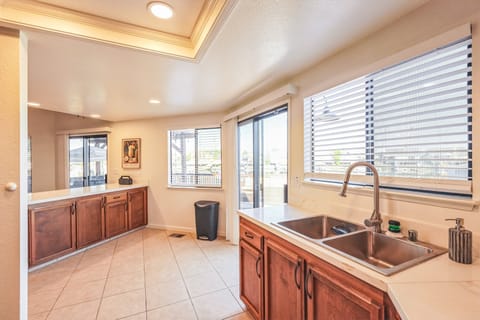 Floor, Flooring, Indoors, Sink, Sink Faucet