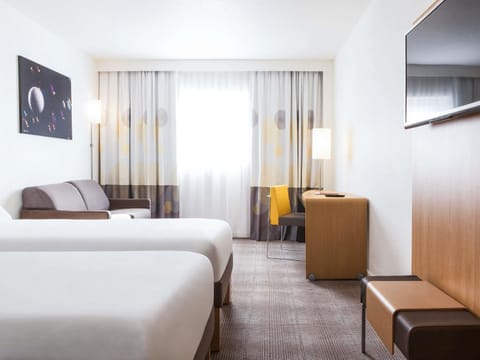 Superior Room, 2 Twin Beds | Premium bedding, minibar, in-room safe, desk